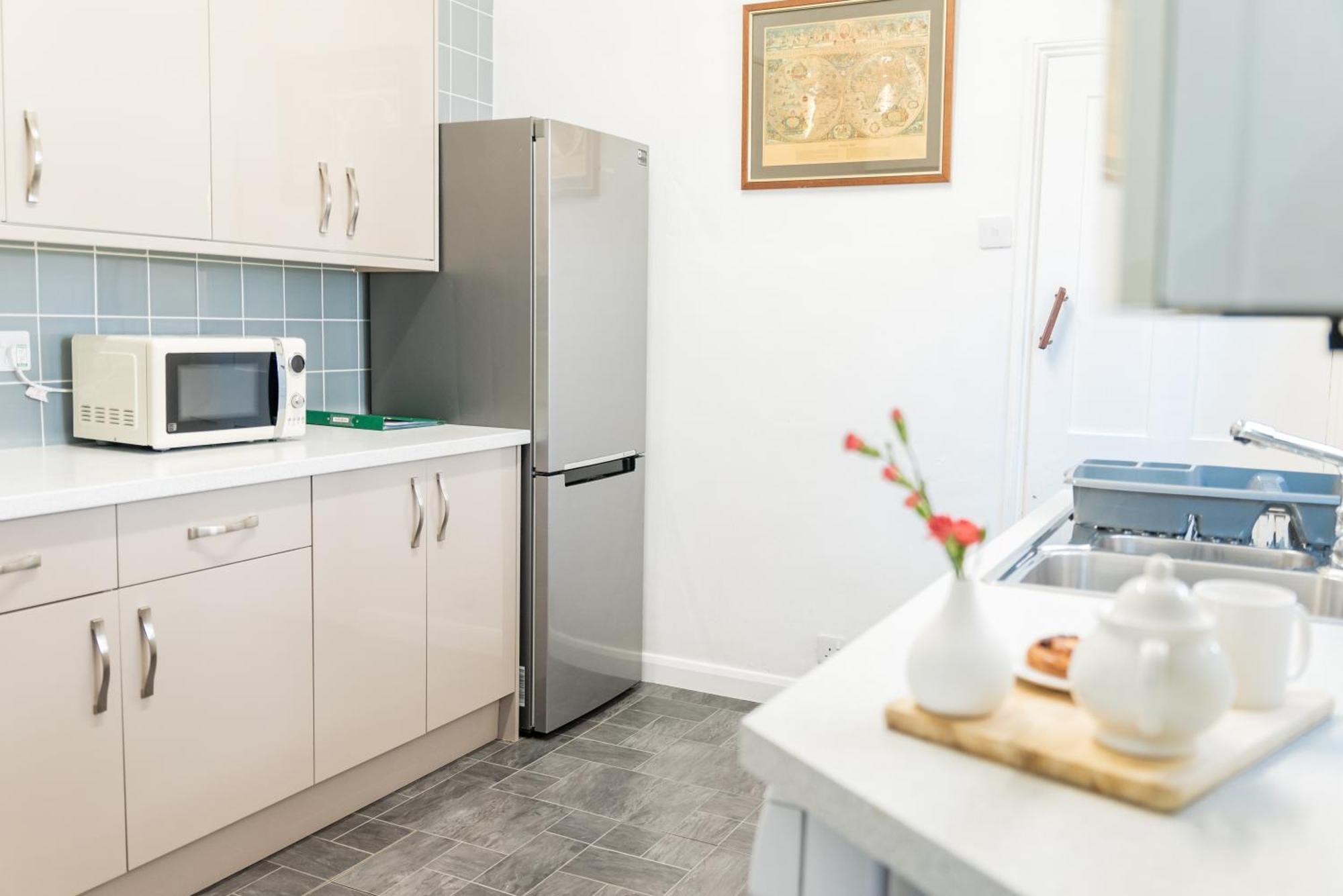 Thirty Barons Villa Southsea Ngoại thất bức ảnh