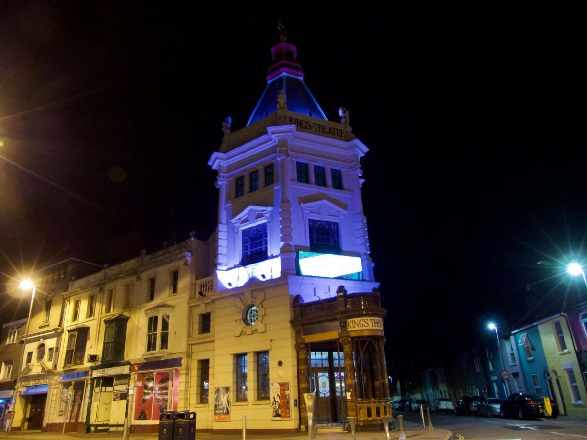 Thirty Barons Villa Southsea Ngoại thất bức ảnh